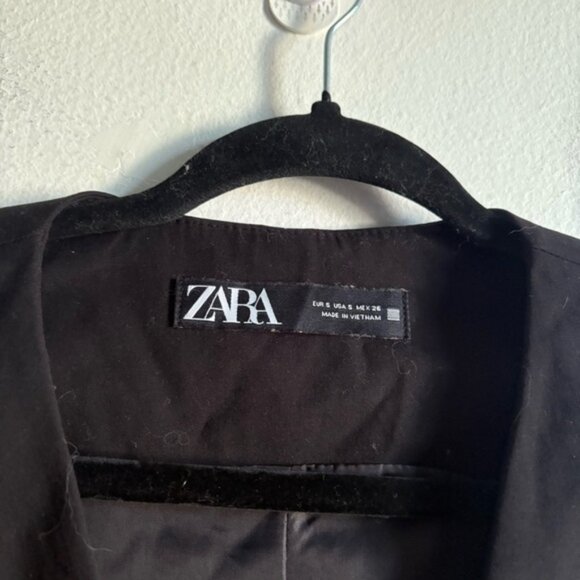 Zara Sz Z Black Classic Elegant Minimalist Vest - Picture 7 of 8